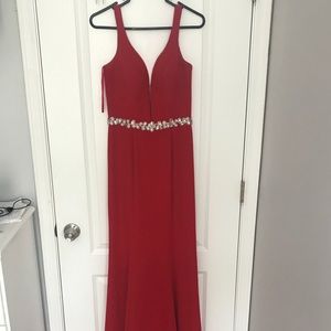 Red Fitted Prom Dress Size 6